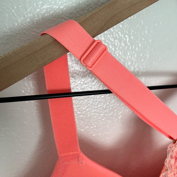 Cacique - Boost Plunge Front Closure Underwire Lace Neon Orange Coral Bra - 44C - Picture 11 of 12